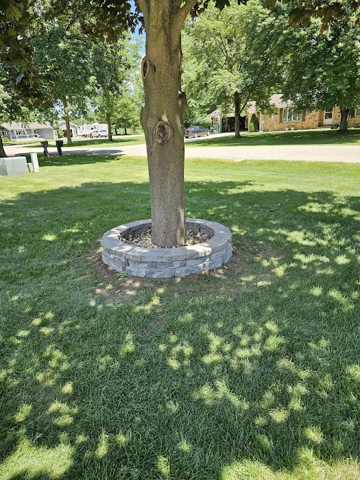 Yoder's lawn maintenance LLC Picture 9