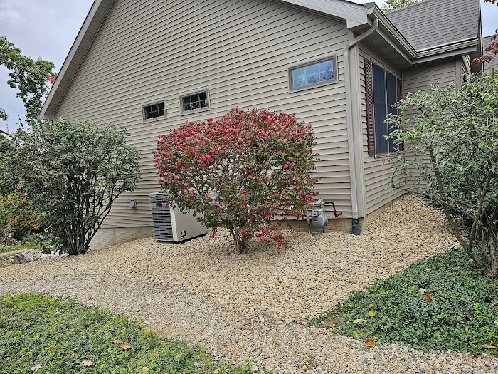 Yoder's lawn maintenance LLC Picture 10