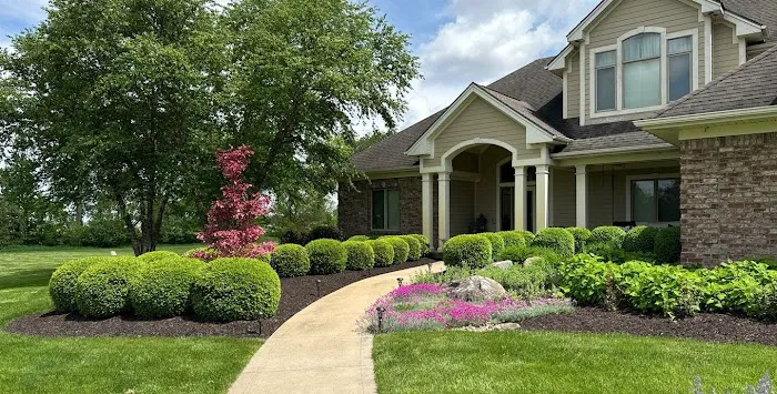 Carr's Lawn and Landscape Picture 8