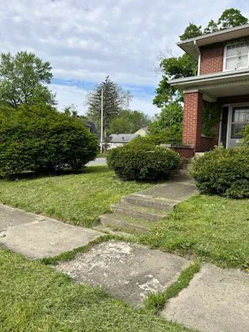 Lines Landscaping LLC Picture 3