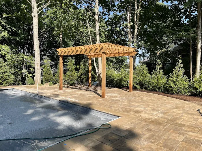 Professional Landscaping Services Picture 8