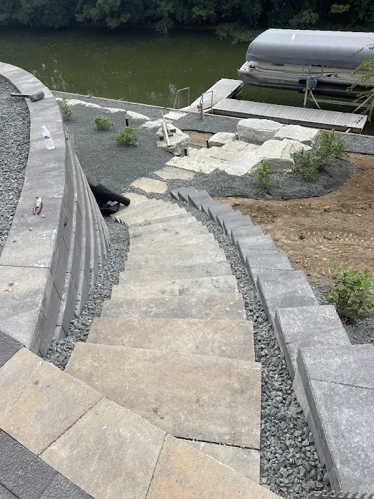 Professional Landscaping Services Picture 9