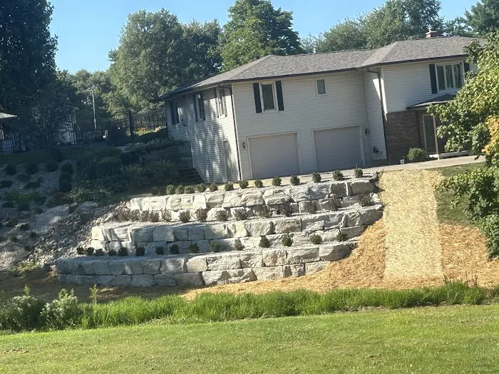 Professional Landscaping Services Picture 10
