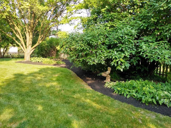 SmithSmallTownMowing Lawn Care Picture 7