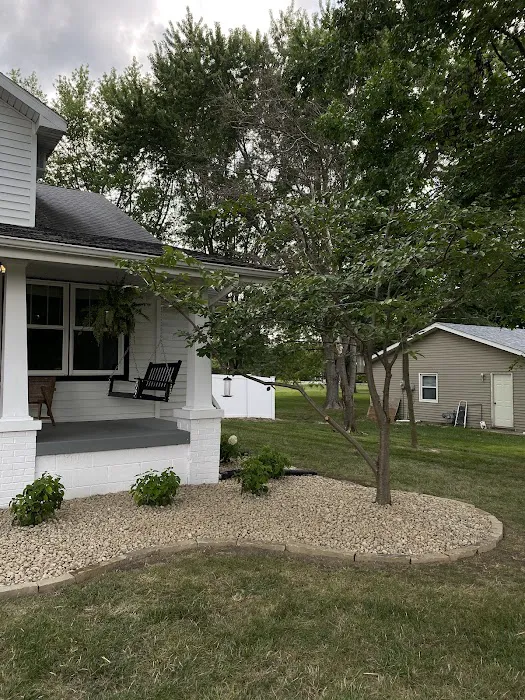 Wenning Lawncare & Landscape Picture 1