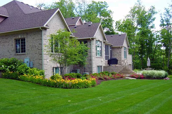 Jay Crew Landscape Picture 4