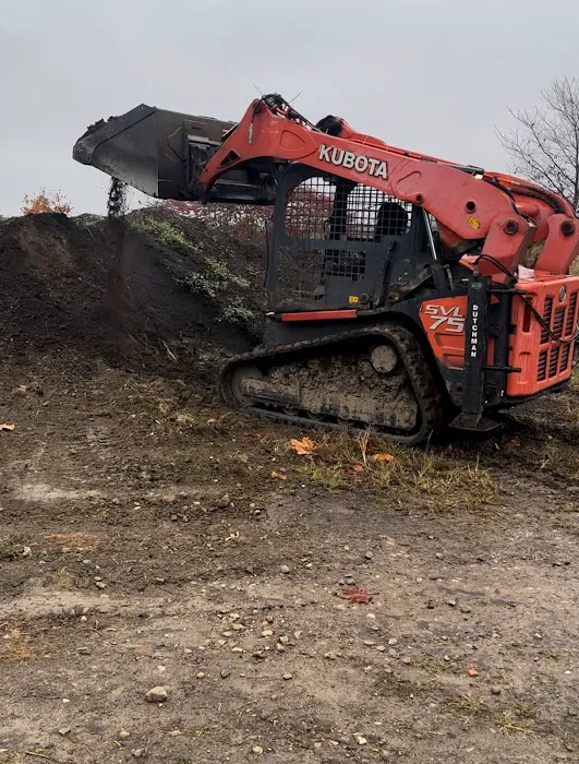 White River Earthworks Picture 3
