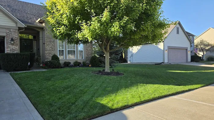 Blue Duck Lawn Care Picture 6