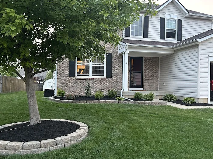 Hoosier Homes Lawn & Landscape LLC Picture 9