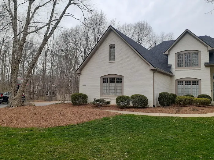 Picture Perfect Lawn & Landscaping Picture 1