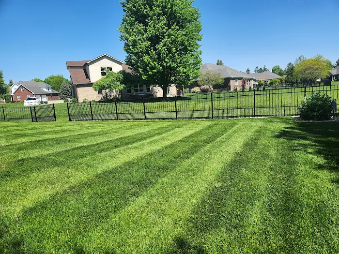 Rising Sun Landscaping Picture 8