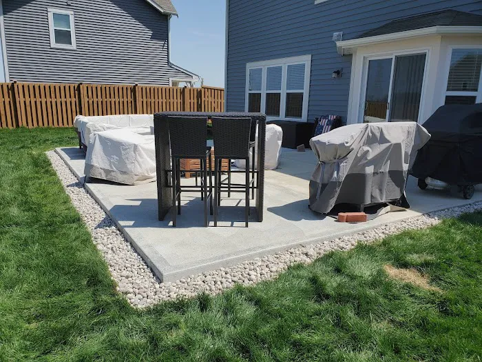 Rising Sun Landscaping Picture 6