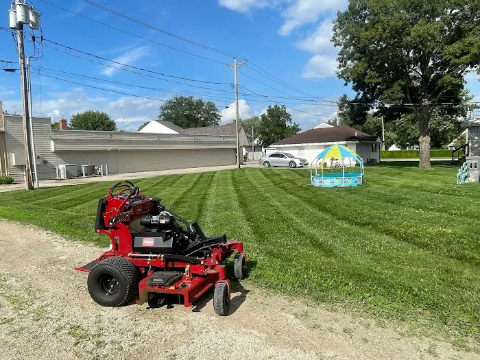 Vito’s Lawncare LLC Picture 9