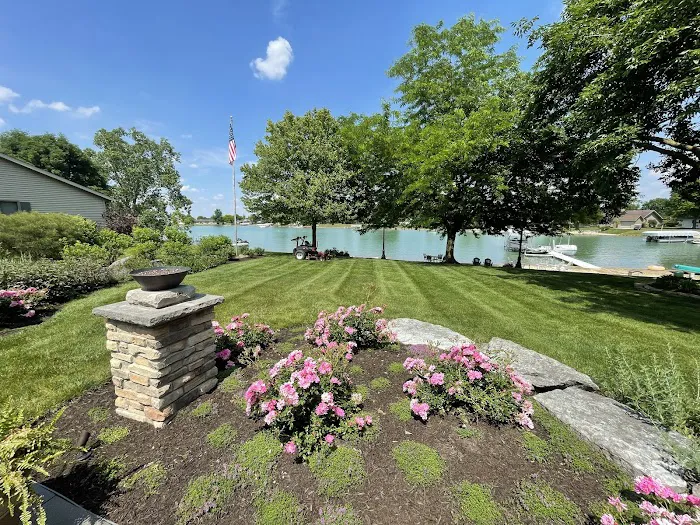 Vito’s Lawncare LLC Picture 10