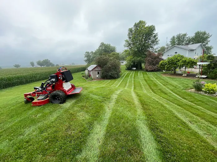 Vito’s Lawncare LLC Picture 2