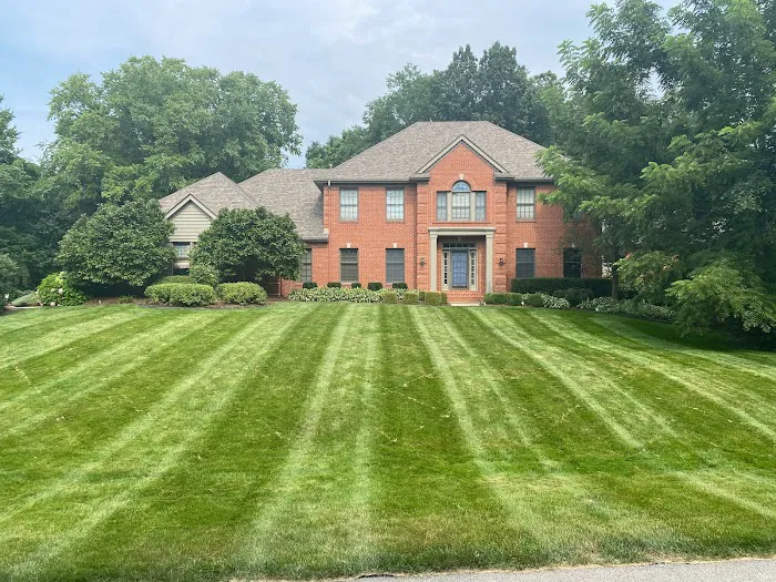 Tim's Lawn Service,LLC Picture 3