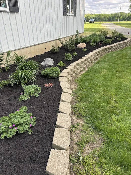 Tobe's Lawn & Outdoor Care LLC Picture 5