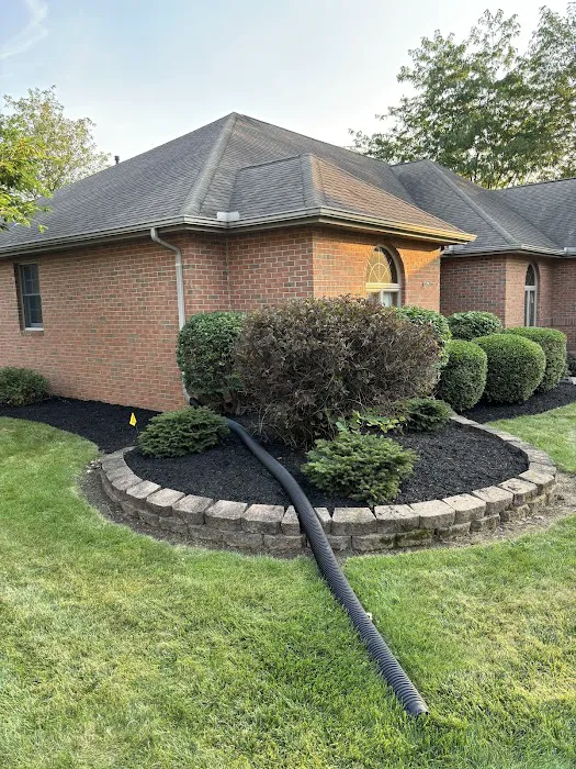 Tobe's Lawn & Outdoor Care LLC Picture 8