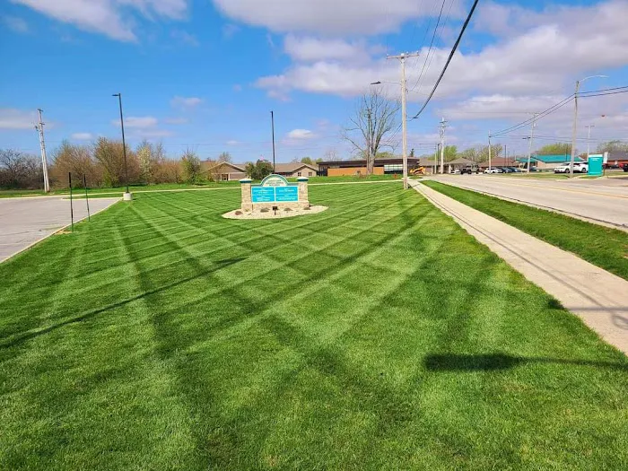 Menchhofer Lawn & Landscape LLC Picture 1