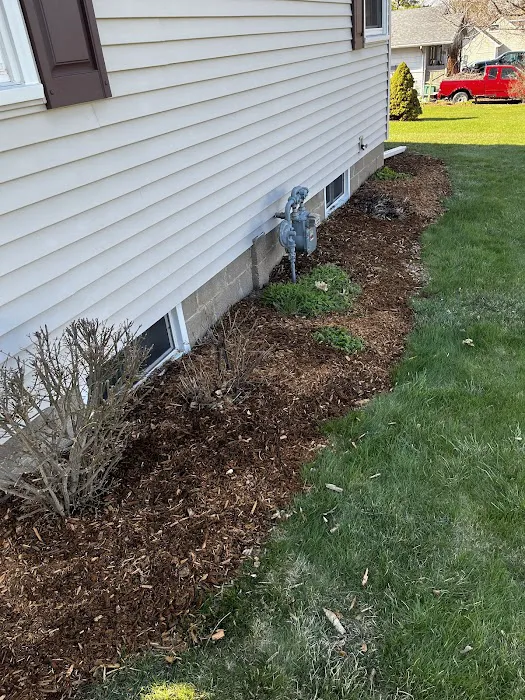 Chris Ihrig Lawn Care and Snow Removal LLC Picture 1