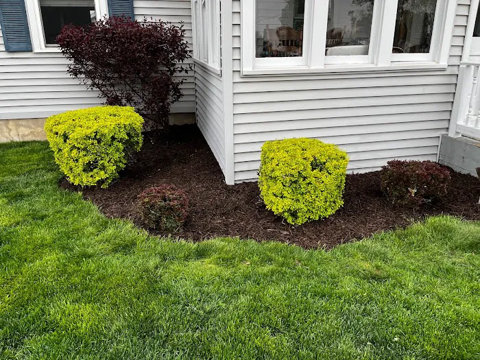 Chris Ihrig Lawn Care and Snow Removal LLC Picture 3