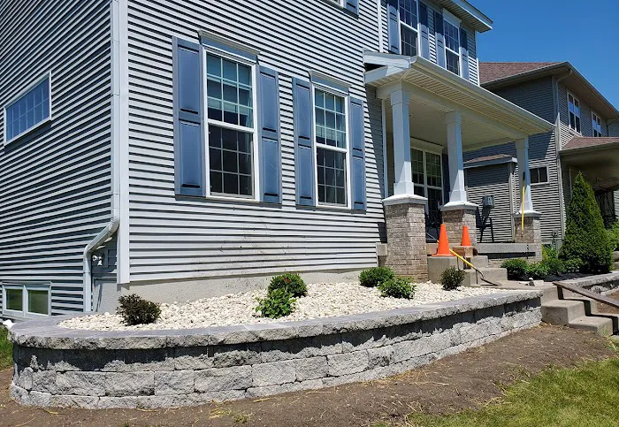 Alonso Landscape Service LLC Picture 6