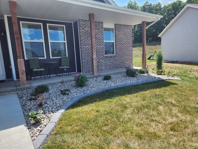 Alonso Landscape Service LLC Picture 2