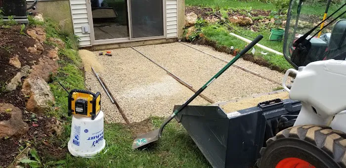 Too Tall Landscaping LLC Picture 1
