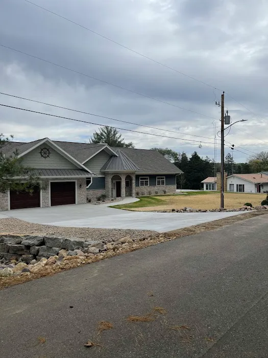 J&J Total Lawn Care Llc Picture 5