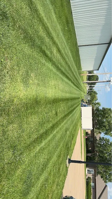 Felgar’s Lawn care/ landscape Picture 1