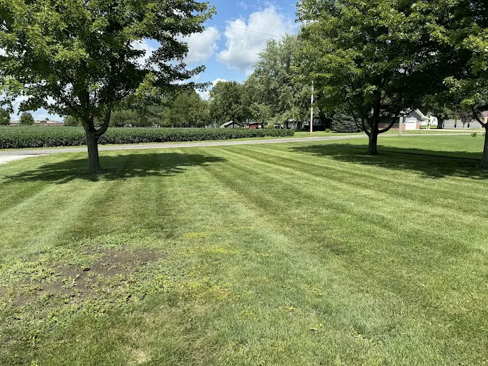 Felgar’s Lawn care/ landscape Picture 6