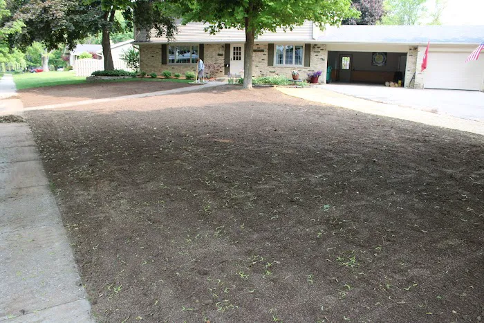Leafland Landscape Maintenance and Supply Picture 7