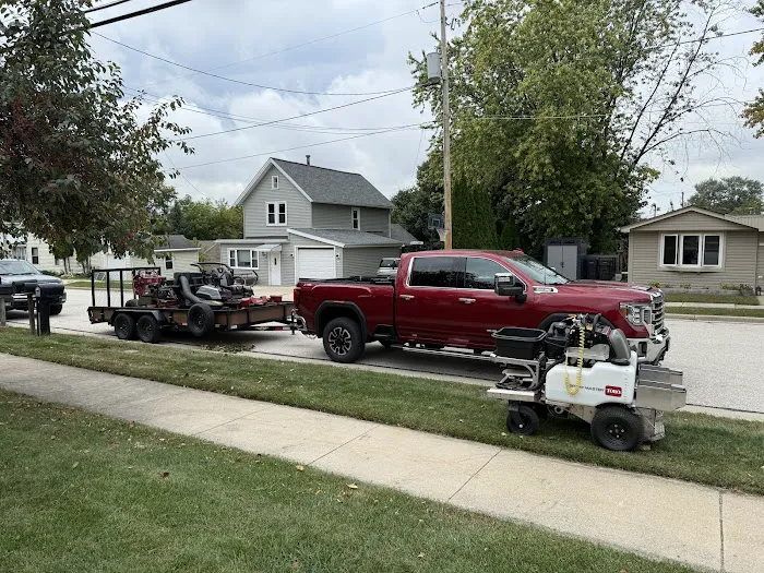 Kelvin's Landscaping, LLC Picture 1