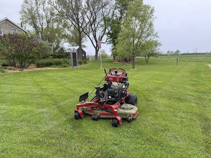 Kelvin's Landscaping, LLC Picture 6