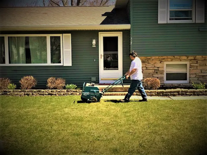 Crombie Lawn Care LLC Picture 9