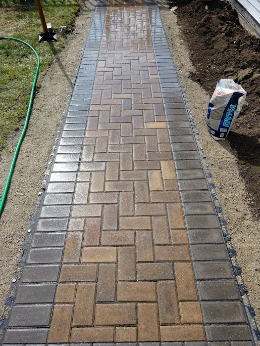 Legacy Lawn & Landscape LLC Picture 3