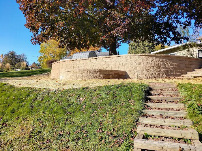 Legacy Lawn & Landscape LLC Picture 4