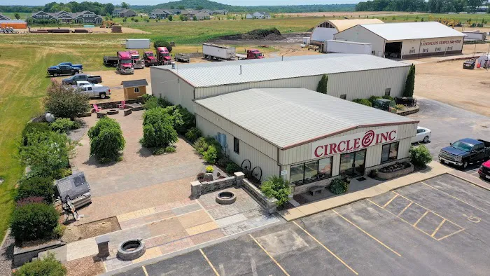 Circle B Inc Landscape Supply Picture 8