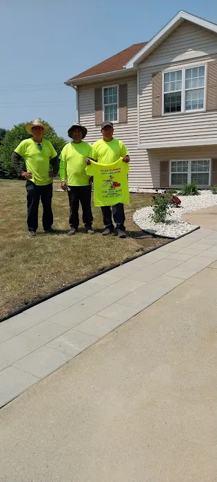 Road Runner Green Landscaping Picture 2