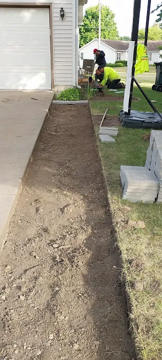 Road Runner Green Landscaping Picture 7