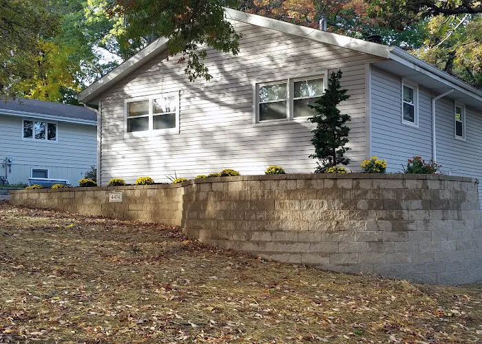 CK Lawn & Landscape Picture 3