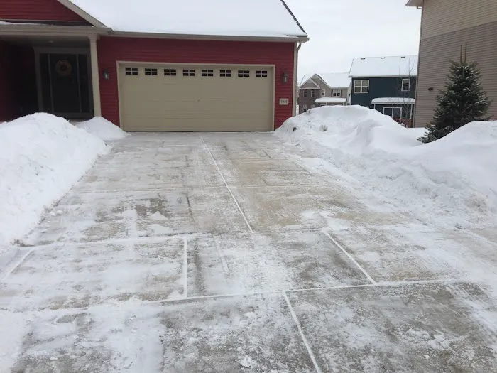 EB3Snowremoval LLC Picture 5