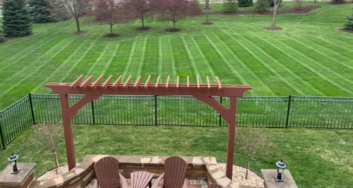 Friske Lawn Care Inc. Picture 1