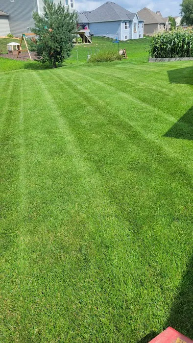 Nate's Lawn Maintenance Picture 8