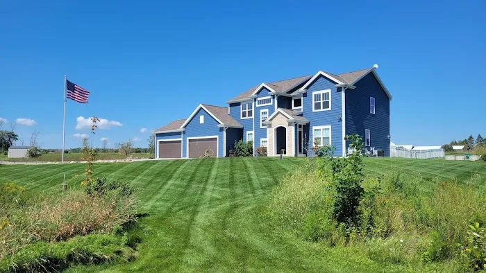 Nate's Lawn Maintenance Picture 1