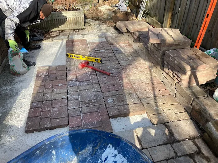 J&A Landscapes LLC Picture 4