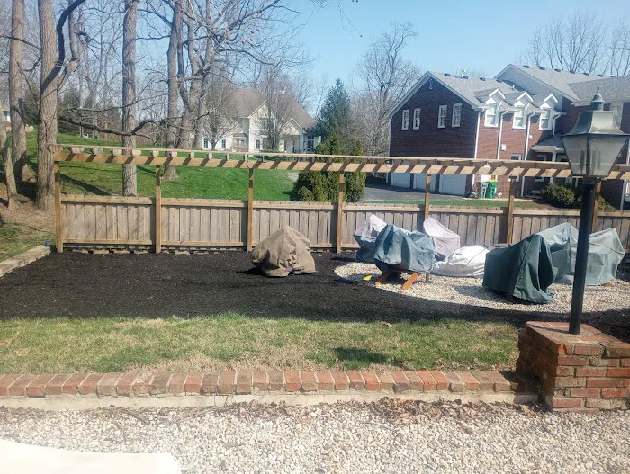 Casey's Landscaping Picture 4