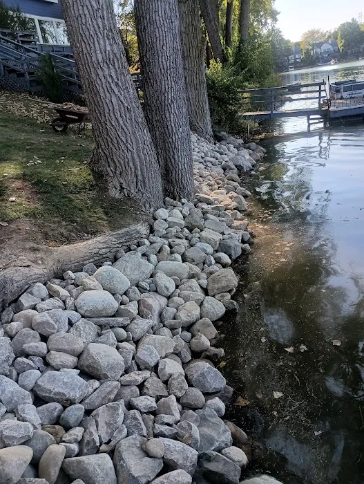 Casey's Landscaping Picture 3