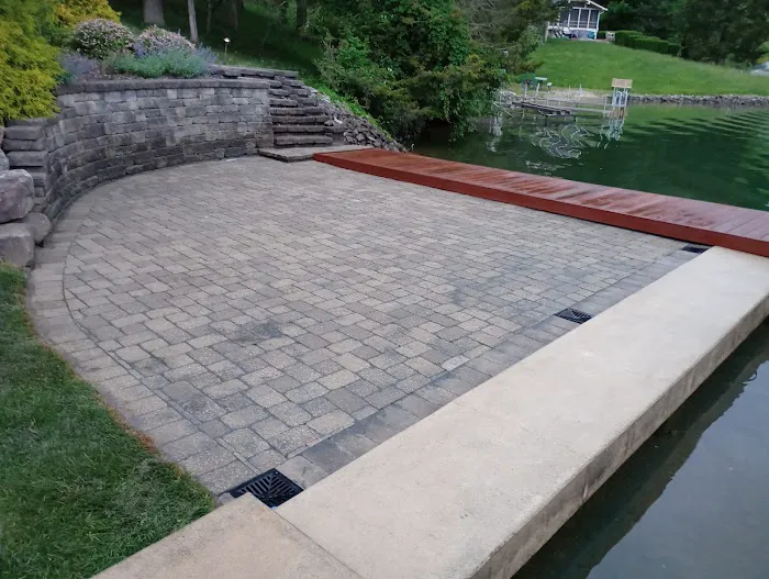 Johns Landscaping Picture 4