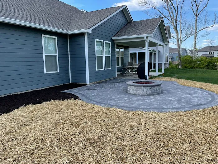 Cutting Edge Hardscapes Picture 10